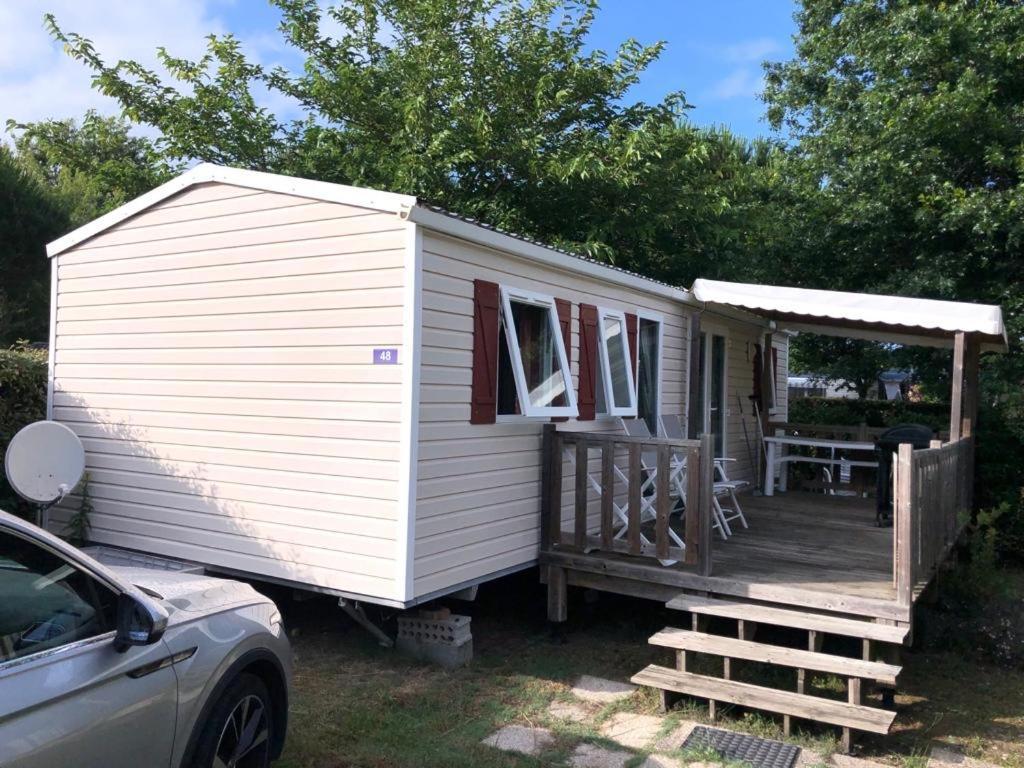 Mobil-Home Felix Ducournau Gastes Exteriör bild